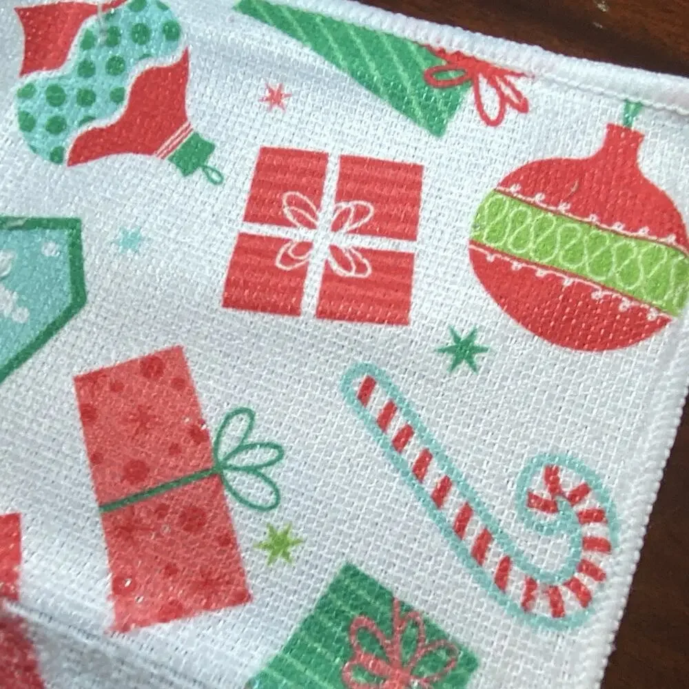 Holiday Towel Set- White Cotton- Gingerbread-Christmas-Kitchen